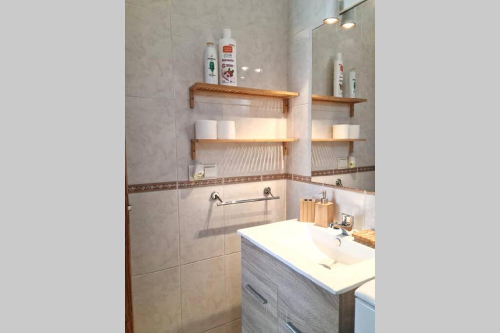 Calmahouse Carihuela Apartman Torremolinos Kültér fotó